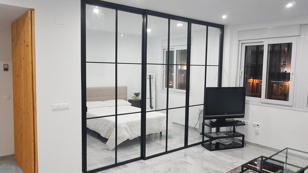 Atocha 3 Apartment Malaga Luaran gambar