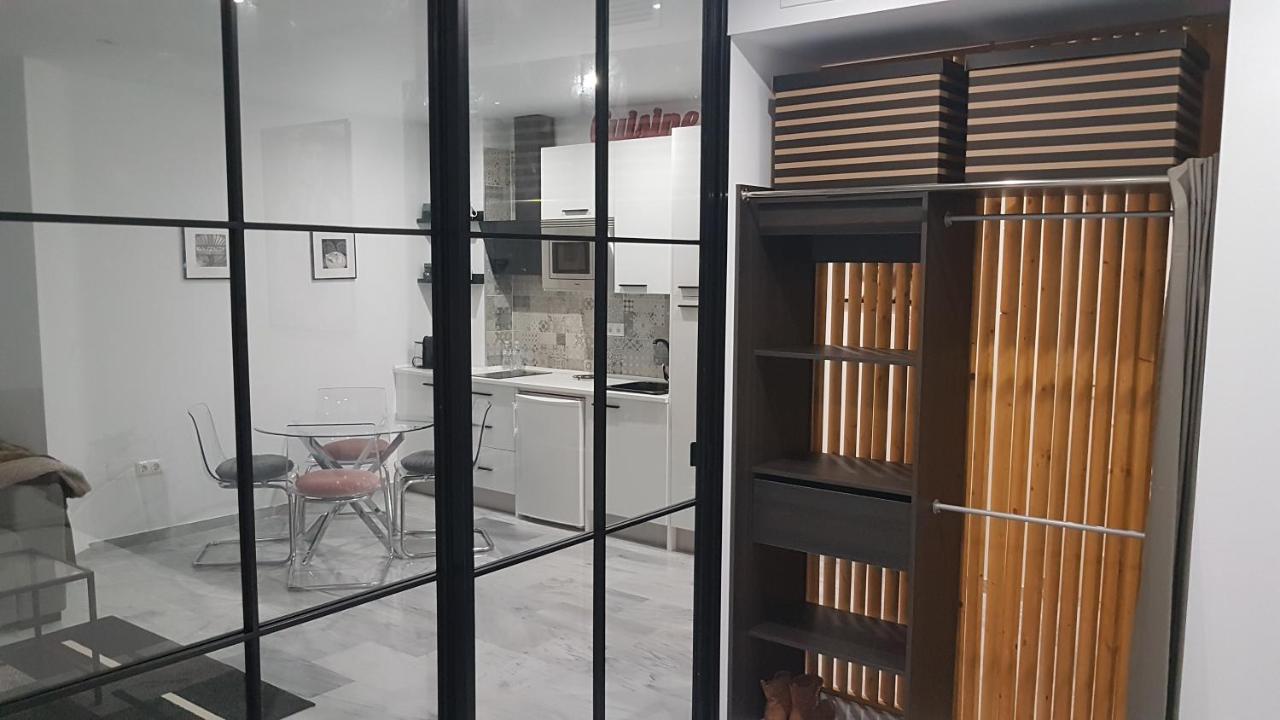 Atocha 3 Apartment Malaga Luaran gambar