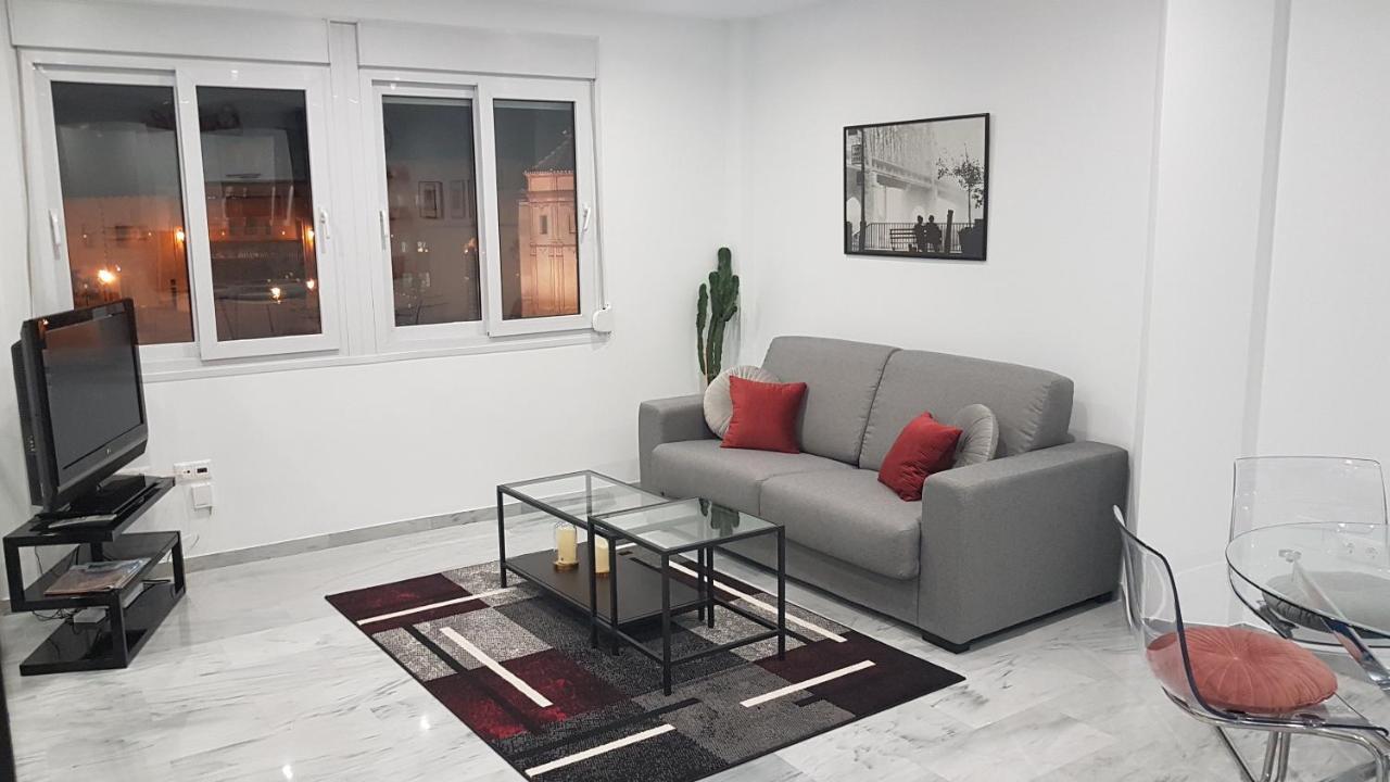 Atocha 3 Apartment Malaga Luaran gambar