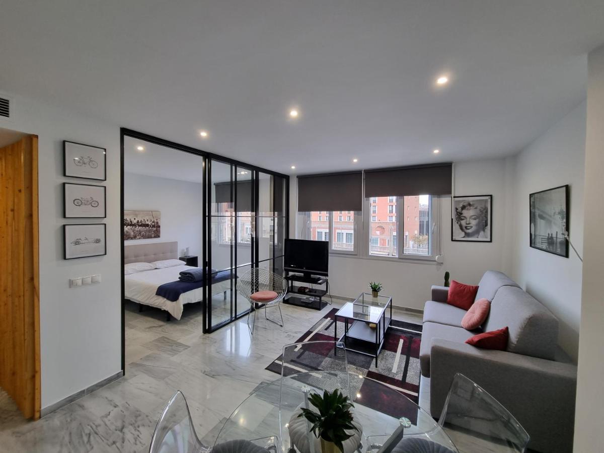Atocha 3 Apartment Malaga Luaran gambar
